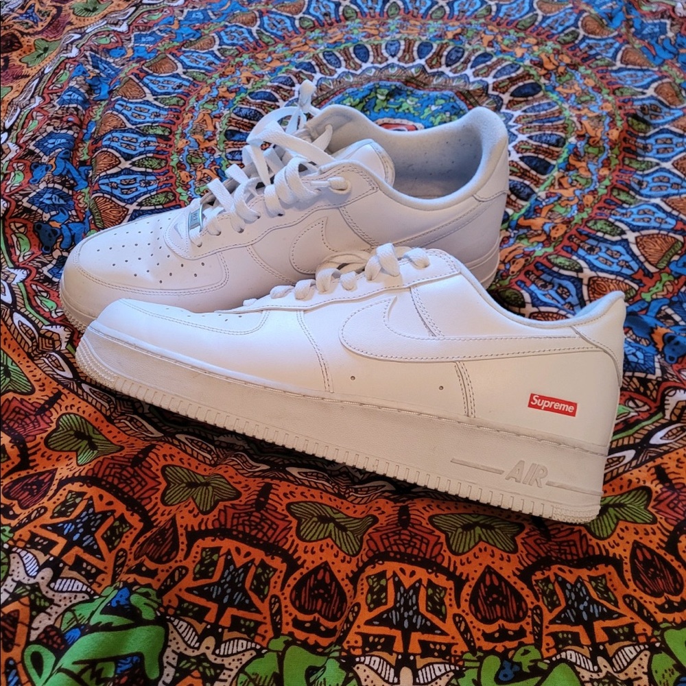 Nike Air Force one “Supreme”